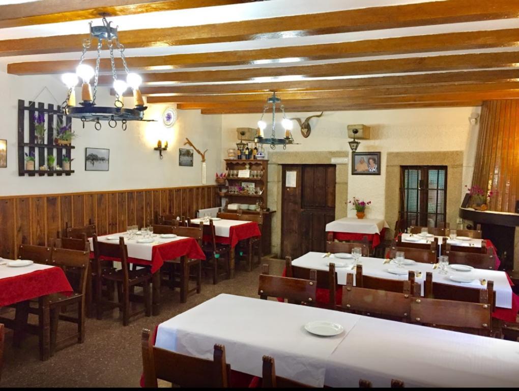 Hostal Restaurante El Chato El Barraco Εξωτερικό φωτογραφία